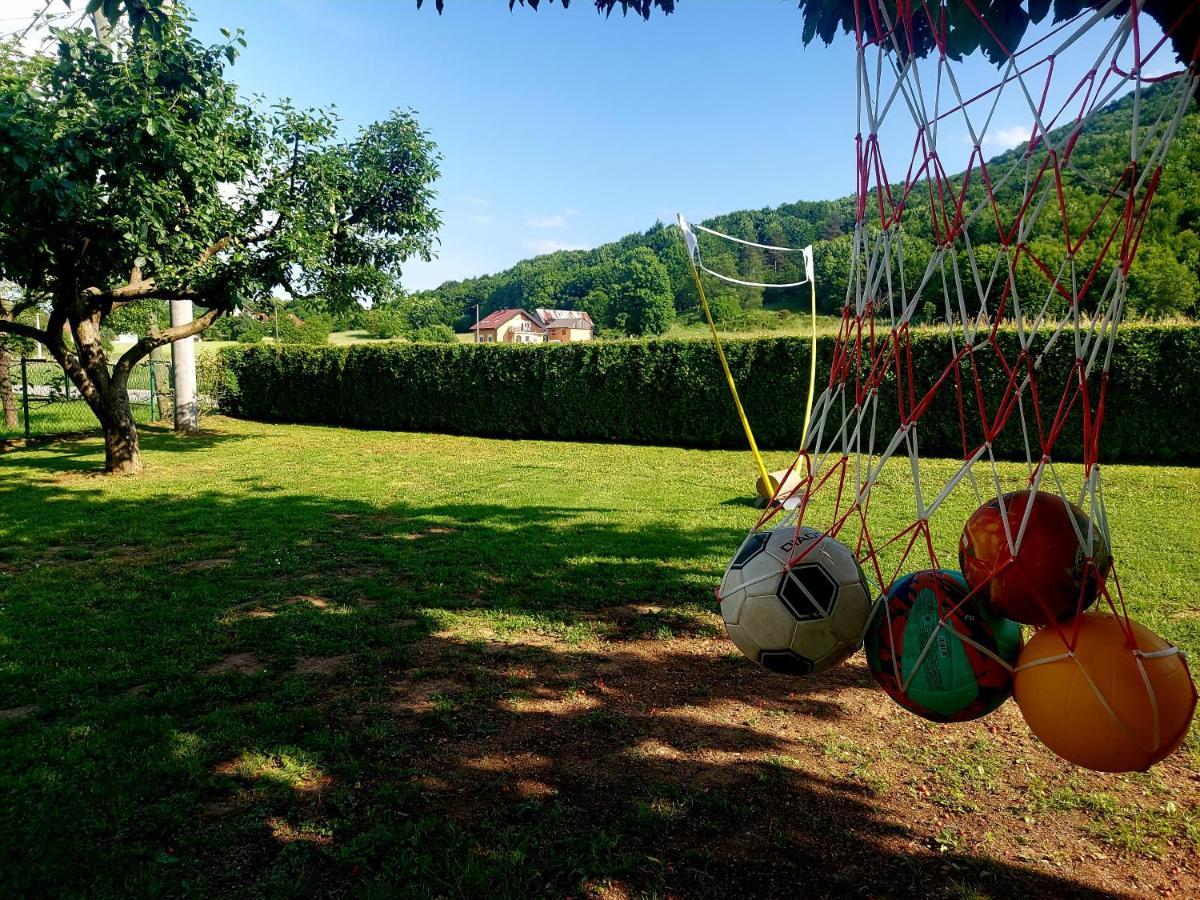 Guest House Gacka Rogic Otočac Exterior foto